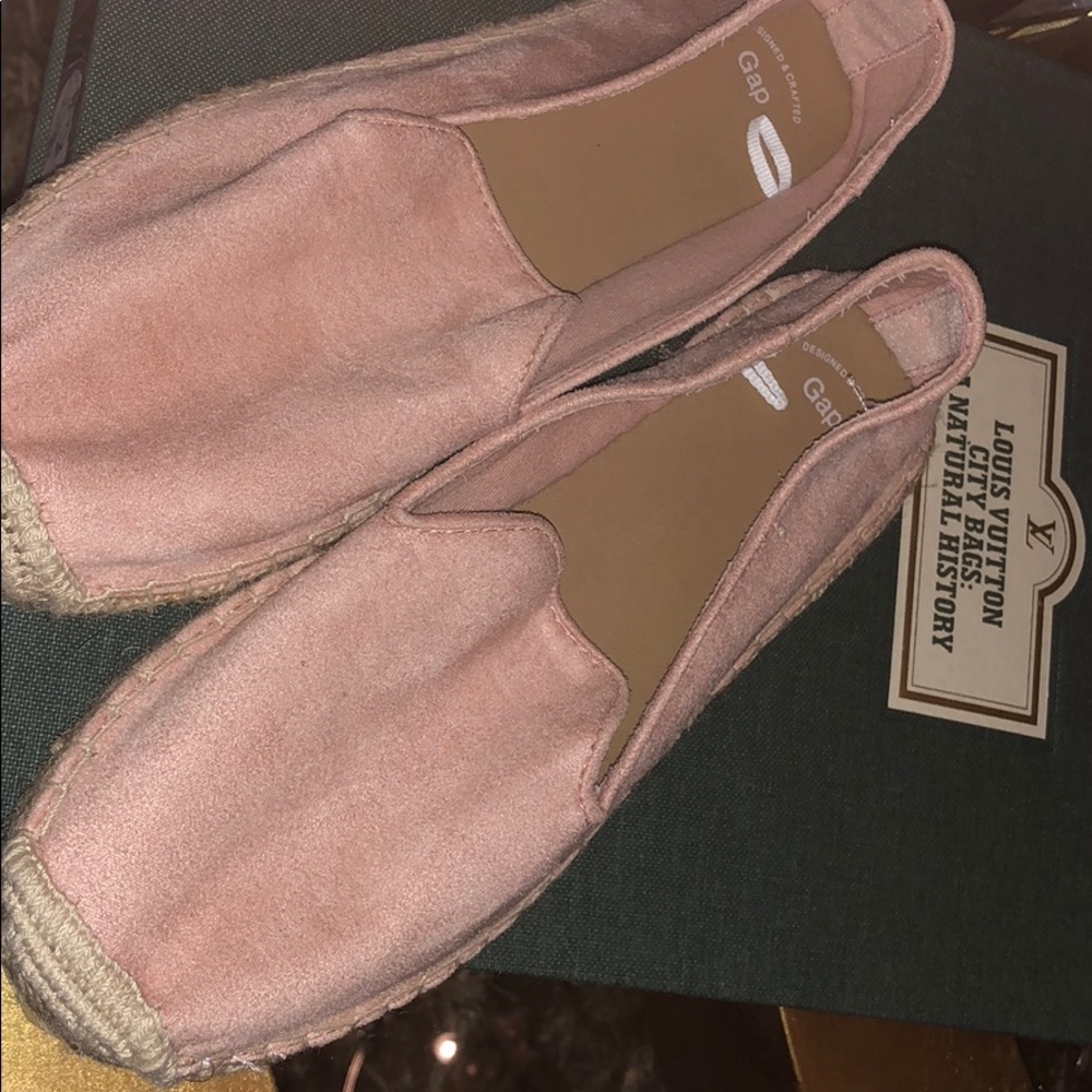 Gap women shoes